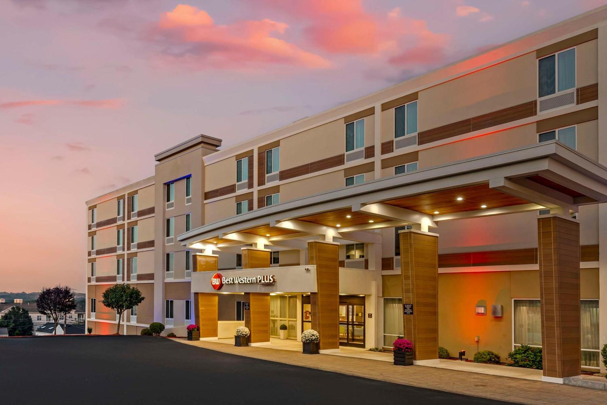 Best Western Plus North Shore Hotel Danvers Exterior foto